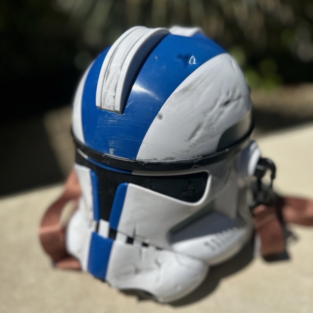 Disney Parks Star Wars Salvaged Clone Trooper Helmet Popcorn Bucket - Picture 4 of 10